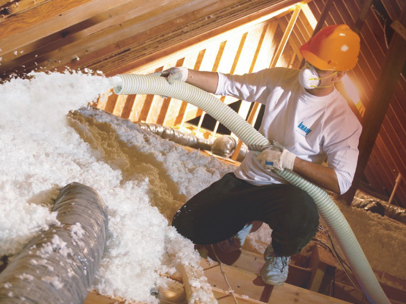 Vecāku ēku spraugu izolācija